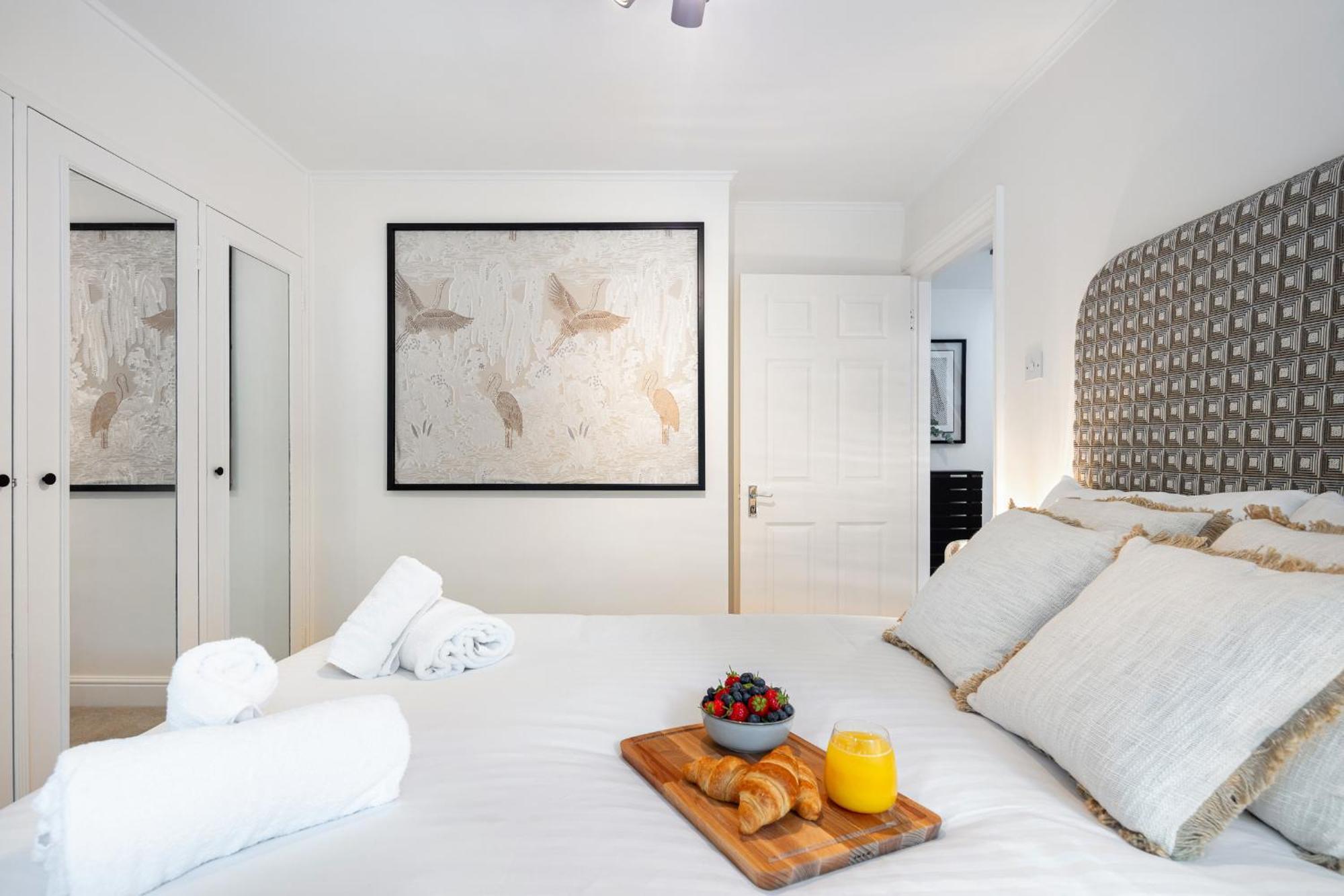 Rare 4Beds Townhouse In Kensington With Patio Villa London Exterior photo